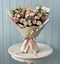 Букет цветов из:  Розы и Лизиантусы #REPLACE_PRED# Томари