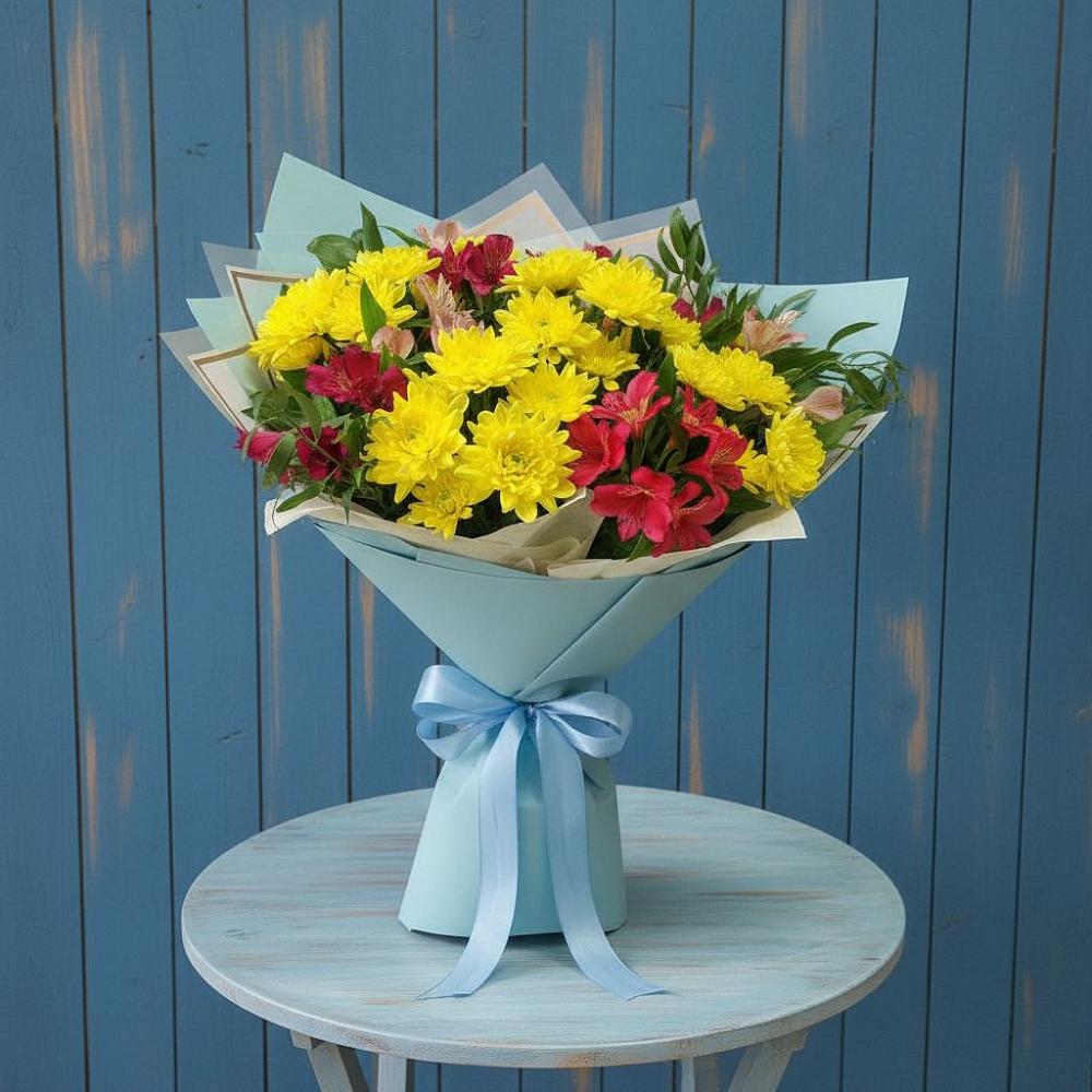 Букет цветов из: Альстромерии и Хризантемы в Томари