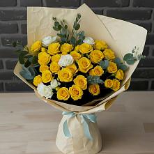 Букет цветов из:  Розы в Томари