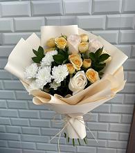 Букет цветов из:  Розы и Хризантемы #REPLACE_PRED# Томари