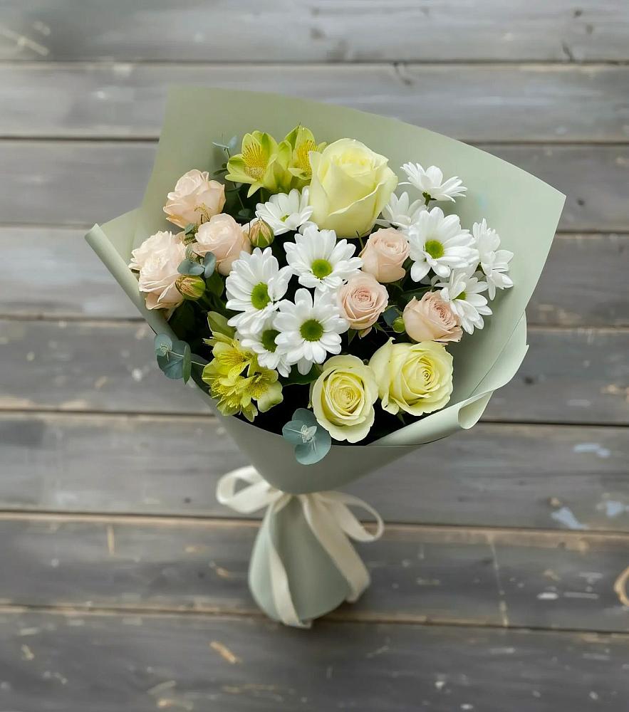 Букет цветов из: Альстромерии, Розы и Хризантемы в Томари