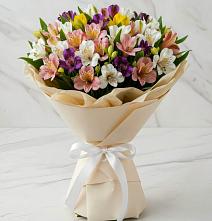 Букет цветов из:  Альстромерии в Томари