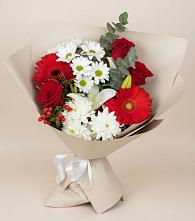 Букет цветов из:  Розы, Хризантемы, Герберы и Лилии в Томари