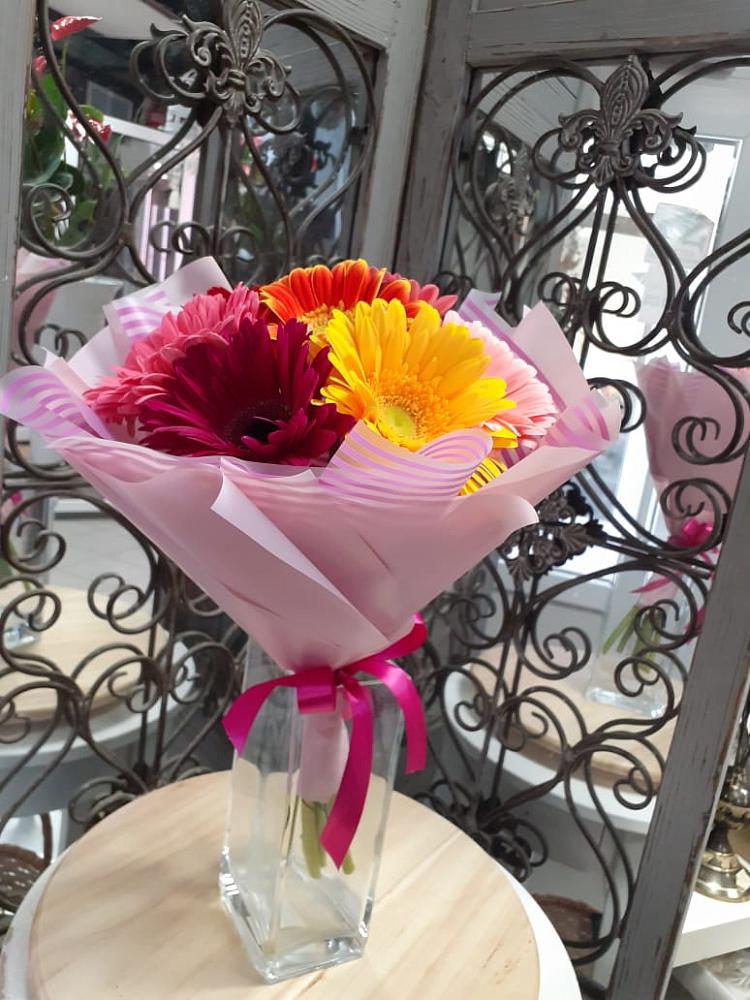 Букет цветов из: Герберы в Томари