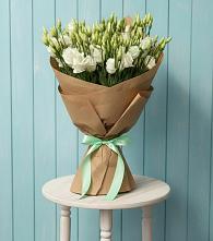 Букет цветов из:  Лизиантусы в Томари