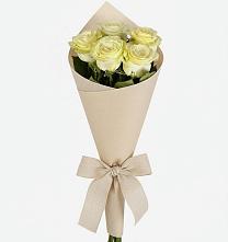 Букет цветов из:  Розы в Томари