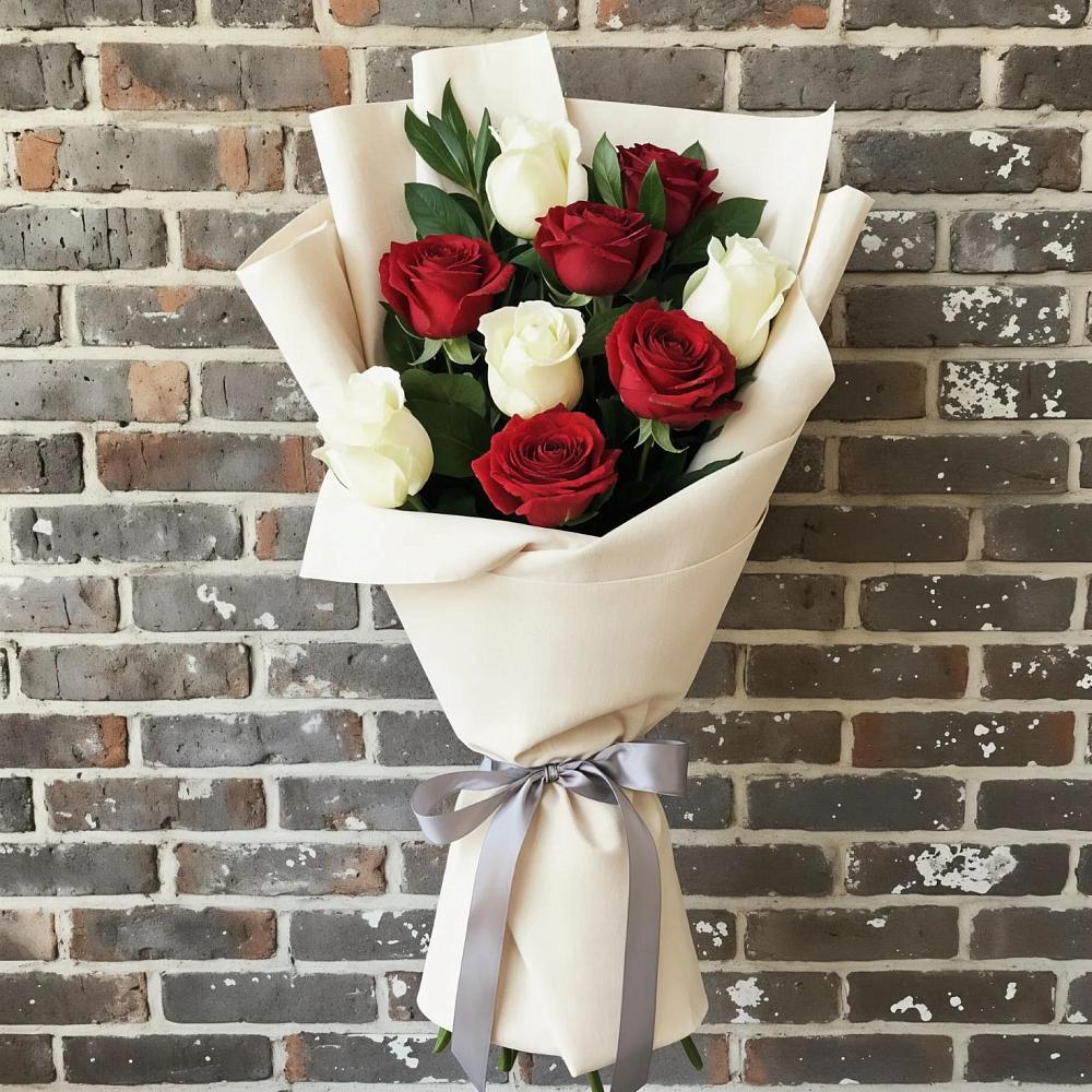 Букет цветов из: Розы в Томари