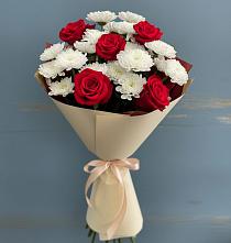 Букет цветов из:  Розы и Хризантемы в Томари
