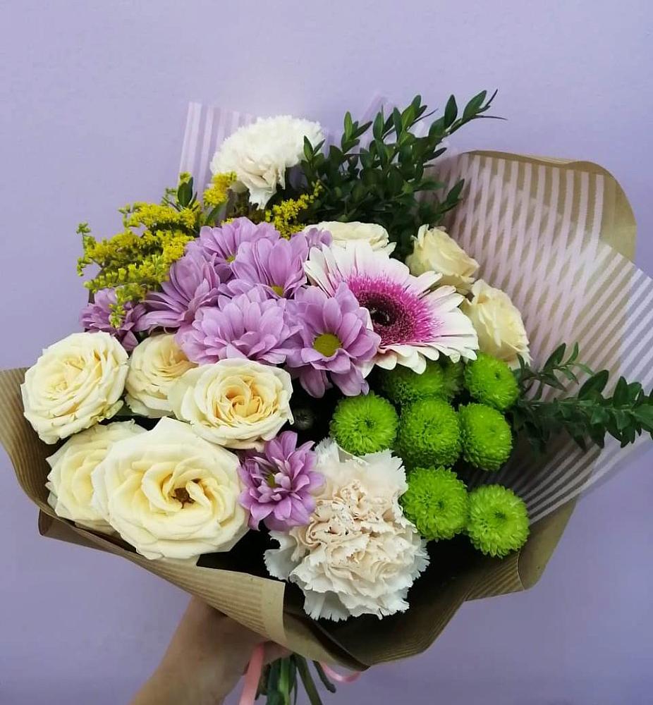 Букет цветов из: Хризантемы, Розы, Гвоздики и Герберы в Томари