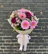 Букет цветов из:  Герберы и Хризантемы в Томари