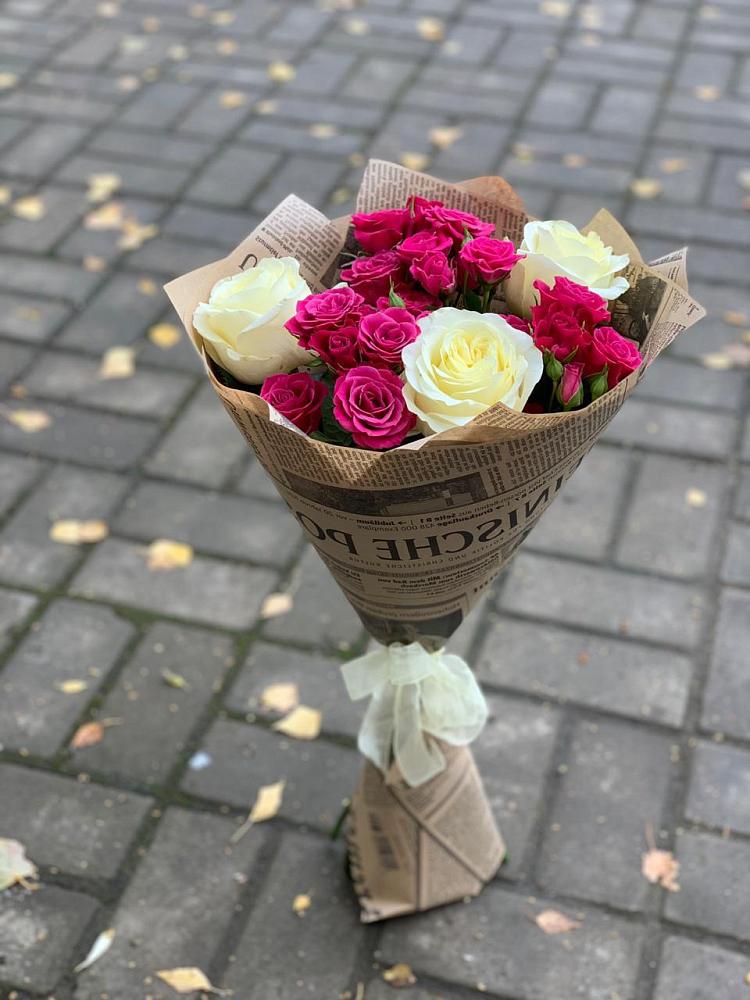 Букет цветов из: Розы в Томари