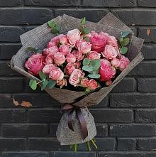 Букет цветов из:  Розы в Томари